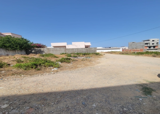 📣 À Vendre – Terrain en bande