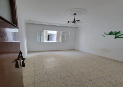 À VENDRE : Appartement S+3 | 1er étage - Bien immobilier à {"id":4,"country_id":219,"name":"BIZERTE","slug":"bizerte"} - Agence Immobilière immo\'in