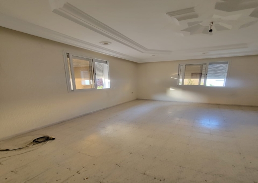 À VENDRE : Appartement S+3 | 1er étage - Bien immobilier à {"id":4,"country_id":219,"name":"BIZERTE","slug":"bizerte"} - Image 2 - Best Service - Agence Immobilière Best Service
