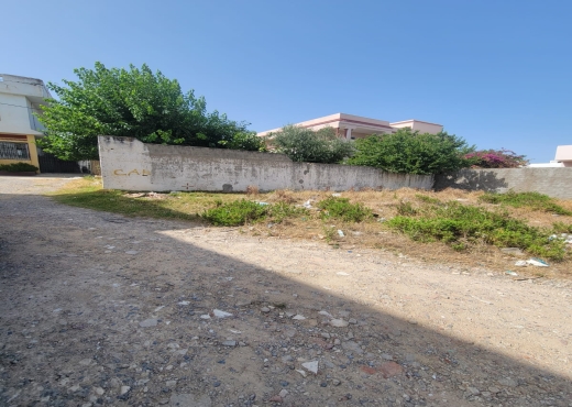📣 À Vendre – Terrain en bande - Bien immobilier à {"id":4,"country_id":219,"name":"BIZERTE","slug":"bizerte"} - Agence Immobilière immo\'in